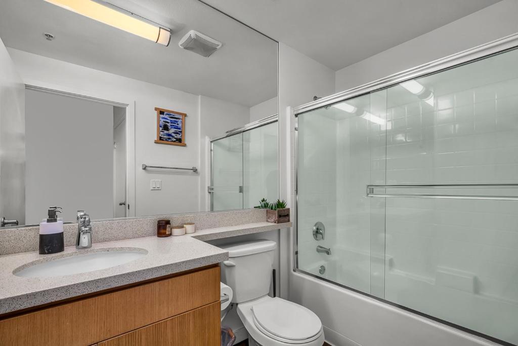 Santa Monica 2 Bed/ 2 Bath Appartement
